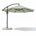 Hangende parasol met een diameter van 300 cm in lichtgroen met metalen voet