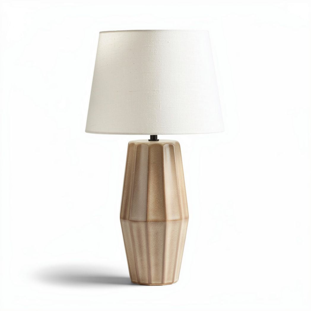 Tafellamp keramiek beige met witte stoffen lampschaduw 15 x 15 x 40cm